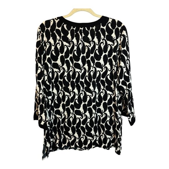 Talbots Blouse Women's Size XL Swirls Office Flowy Tunic Black White - Picture 2 of 4